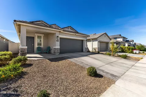 Exterior - 1977 W Shelly Ave, Apache Junction, AZ 85120 photo 2 of 6