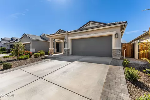 1977 W Shelly Ave, Apache Junction, AZ 85120