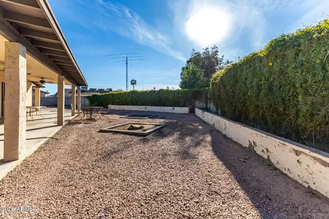 Exterior - 15810 N 30th Dr, Phoenix, AZ 85053 photo 10 of 12