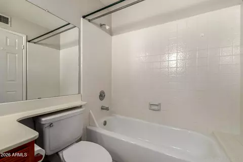 Bath - 15810 N 30th Dr, Phoenix, AZ 85053 photo 3 of 3