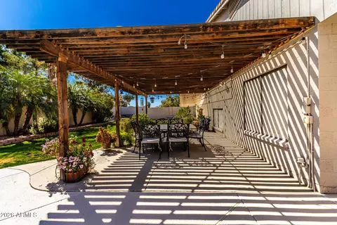 Exterior - 617 E Saratoga St, Gilbert, AZ 85296 photo 4 of 10