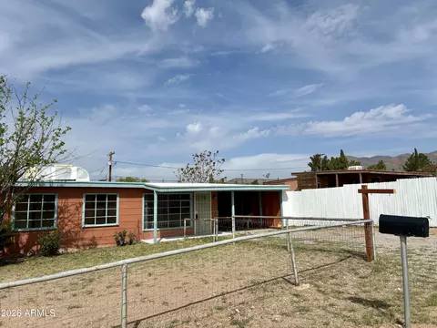 Exterior - 130 Cochise Dr, Bisbee, AZ 85603 photo 5 of 10