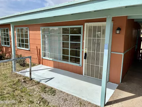 Exterior - 130 Cochise Dr, Bisbee, AZ 85603 photo 7 of 10
