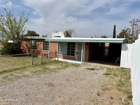 130 Cochise Dr, Bisbee, AZ 85603
