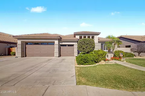 654 E Hampton Ct, Gilbert, AZ 85295