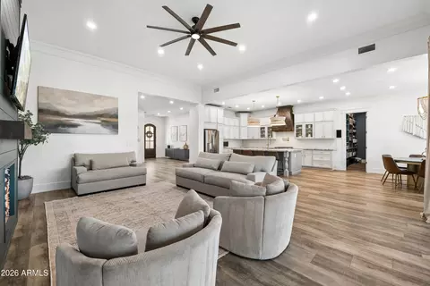 Other - 716 W Maddock Rd, Phoenix, AZ 85086 photo 5 of 14