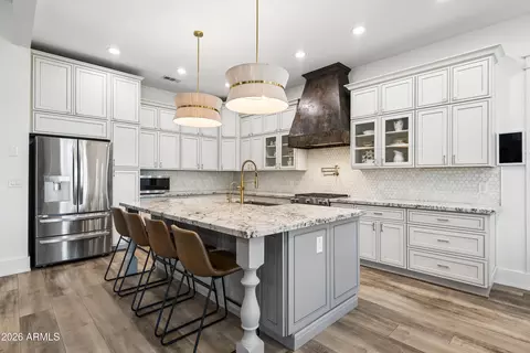 Kitchen - 716 W Maddock Rd, Phoenix, AZ 85086 photo 1 of 5