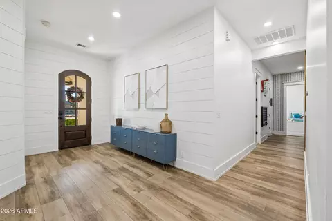 Entry Way - 716 W Maddock Rd, Phoenix, AZ 85086 photo 1 of 3