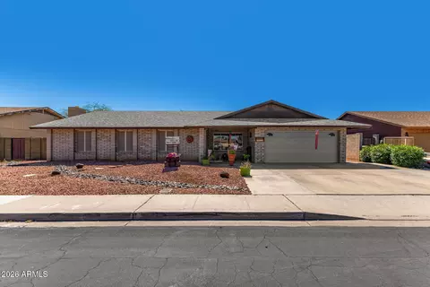 5825 W Sunnyslope Ln, Glendale, AZ 85302