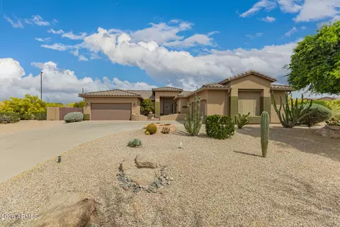 7864 E Laurel St, Mesa, AZ 85207