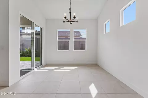 Dining - 3709 E Constance Way, Phoenix, AZ 85042 photo 1 of 1