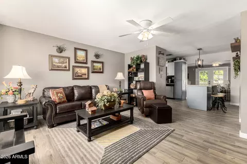 Living - 5422 E Dodge St, Mesa, AZ 85205 photo 2 of 4