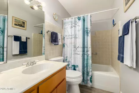 Bath - 5422 E Dodge St, Mesa, AZ 85205 photo 1 of 2