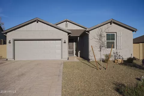 576 Whistle Stop Rd, Clarkdale, AZ 86324