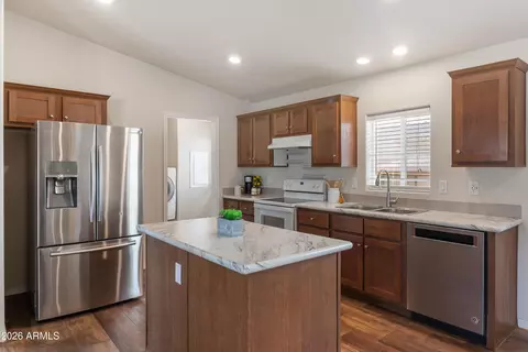 11237 E Jupiter Dr, Apache Junction, AZ 85120 photo 2