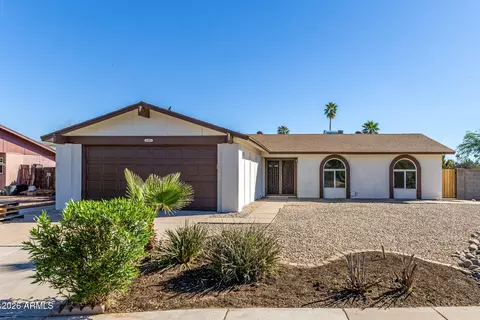 402 W El Prado Rd, Chandler, AZ 85225