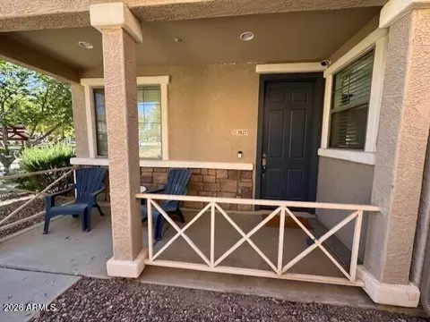Exterior - 3827 E Trigger Way, Gilbert, AZ 85297 photo 2 of 6