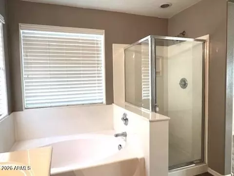Bath - 3827 E Trigger Way, Gilbert, AZ 85297 photo 3 of 5