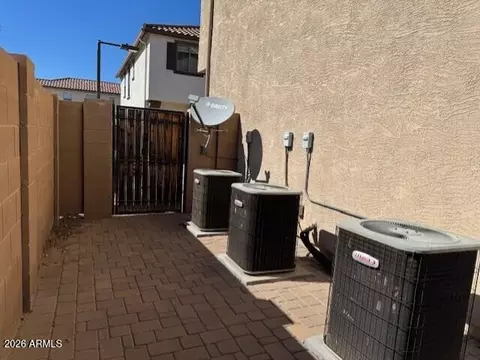 Exterior - 3827 E Trigger Way, Gilbert, AZ 85297 photo 6 of 6