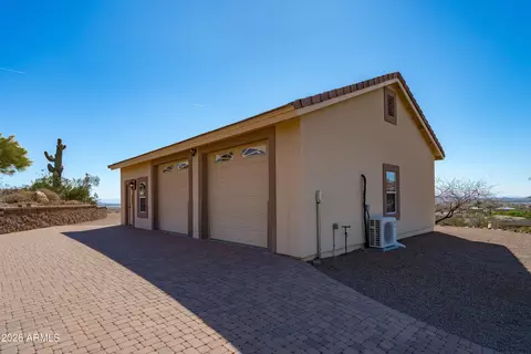 Exterior - 619 E Briles Rd, Phoenix, AZ 85085 photo 21 of 25