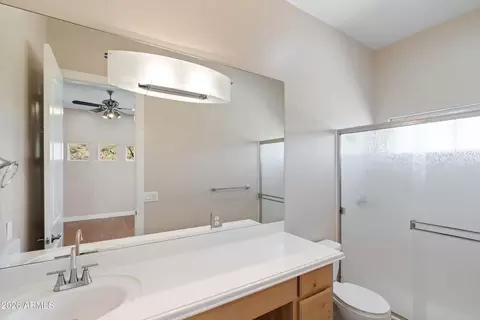 Bath - 619 E Briles Rd, Phoenix, AZ 85085 photo 5 of 8