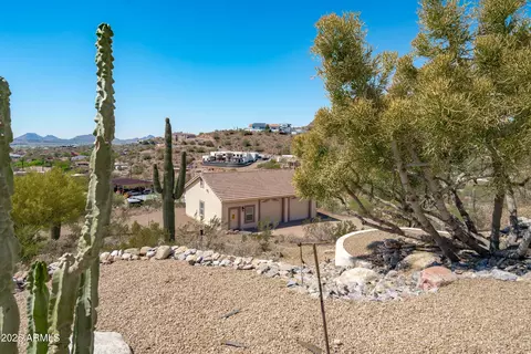 Exterior - 619 E Briles Rd, Phoenix, AZ 85085 photo 20 of 25
