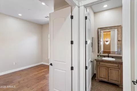 Entry Way - 619 E Briles Rd, Phoenix, AZ 85085 photo 6 of 11