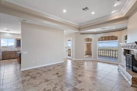 Living - 619 E Briles Rd, Phoenix, AZ 85085 photo 3 of 6