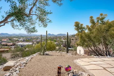 Exterior - 619 E Briles Rd, Phoenix, AZ 85085 photo 19 of 25