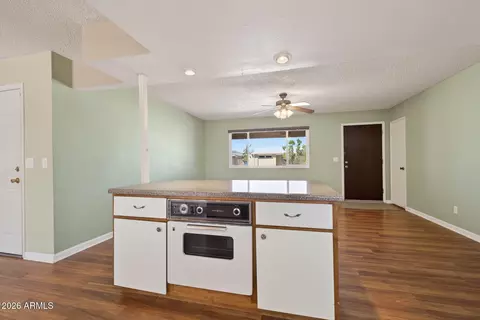Kitchen - 1879 W 14th Ave, Apache Junction, AZ 85120 photo 6 of 7