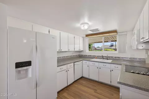 Kitchen - 1879 W 14th Ave, Apache Junction, AZ 85120 photo 2 of 7