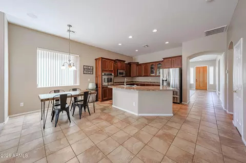 Kitchen - 10465 E Knowles Ave, Mesa, AZ 85209 photo 2 of 3