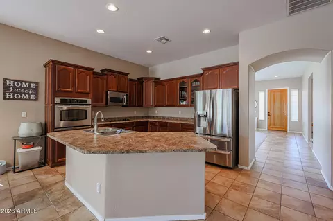10465 E Knowles Ave, Mesa, AZ 85209
