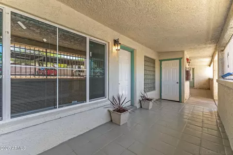 Exterior - 214 E Ruth Ave #109, Phoenix, AZ 85020 photo 2 of 4