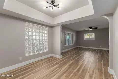 Living - 214 E Ruth Ave #109, Phoenix, AZ 85020 photo 3 of 3