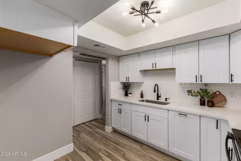 Kitchen - 214 E Ruth Ave #109, Phoenix, AZ 85020 photo 1 of 3