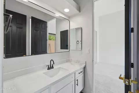 Bath - 3929 N Recker Rd, Mesa, AZ 85215 photo 3 of 4