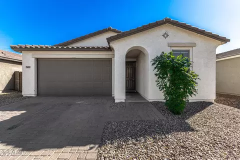 7639 W Riverside Ave, Phoenix, AZ 85043