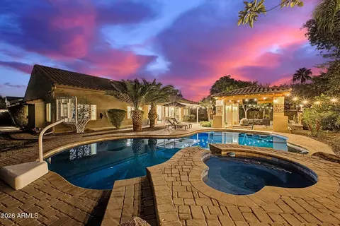 11627 E Regal Ct, Chandler, AZ 85249