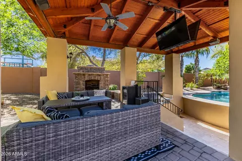 11627 E Regal Ct, Chandler, AZ 85249