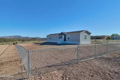 3160 W Century Dr, Benson, AZ 85602