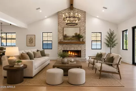 Living - 3913 E Campbell Ave, Phoenix, AZ 85018 photo 2 of 2