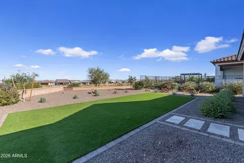 Exterior - 5995 N 207th Ave, Buckeye, AZ 85396 photo 7 of 9