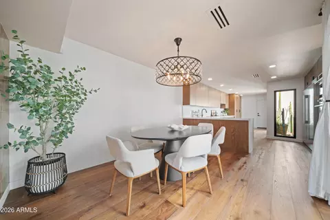 Dining - 1944 E Medlock Dr, Phoenix, AZ 85016 photo 2 of 3