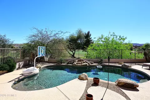 2635 E Darrel Rd, Phoenix, AZ 85042