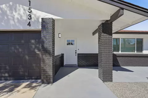 Exterior - 1534 E Hampton Cir, Mesa, AZ 85204 photo 2 of 10