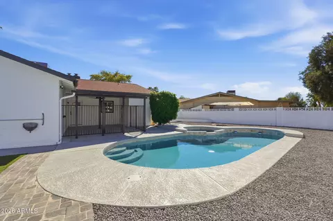 Exterior - 1534 E Hampton Cir, Mesa, AZ 85204 photo 5 of 10