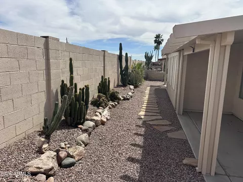 Exterior - 2101 S Meridian Rd #172, Apache Junction, AZ 85120 photo 1 of 3