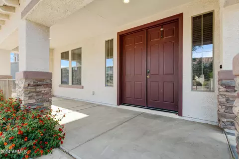Exterior - 3260 E Mead Dr, Gilbert, AZ 85298 photo 2 of 6