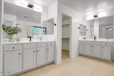 Bath - 3260 E Mead Dr, Gilbert, AZ 85298 photo 1 of 5